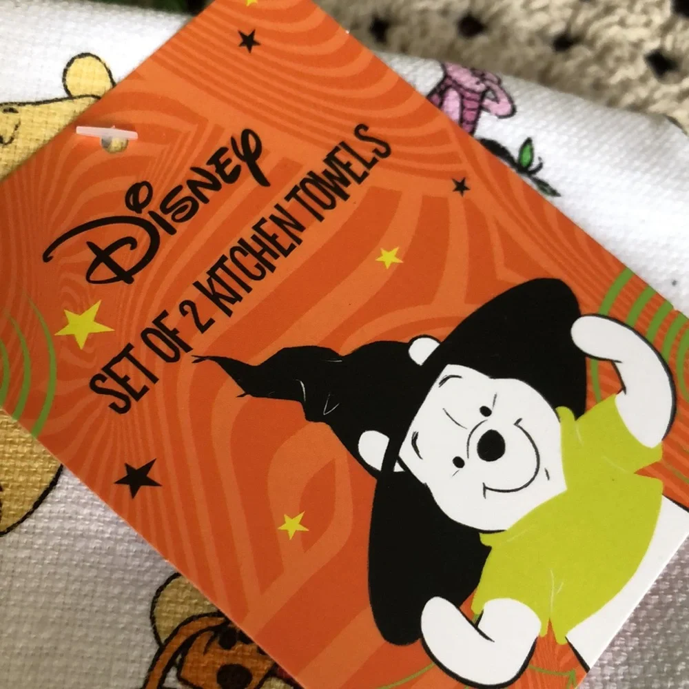 Disney Winnie the Pooh Halloween Kitchen Towels